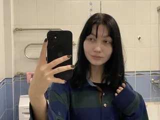 feed live sex model AngeliyaLi
