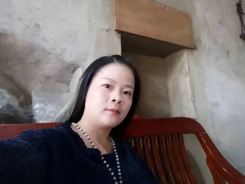 live sex xxx model EmilyHothong