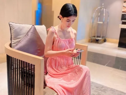 live sex porn model EnolaConan