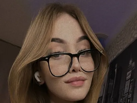 Click here for SEX WITH KeeleyAston