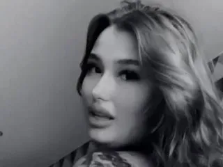 chatroom sex model LucyBridgete